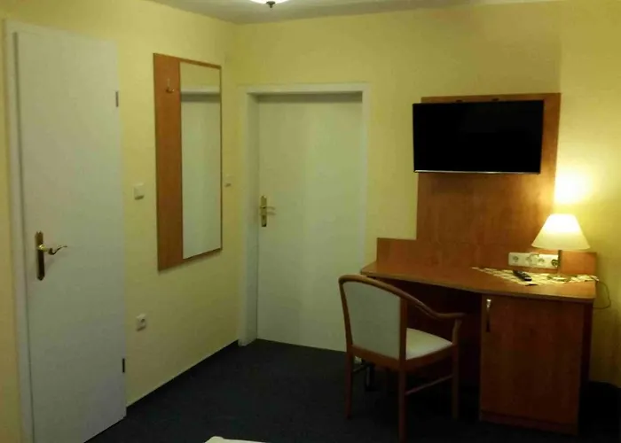 Thueringer Hof Konukevi Ebeleben