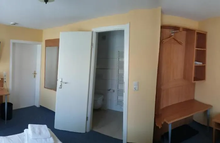 Thueringer Hof Konukevi Ebeleben