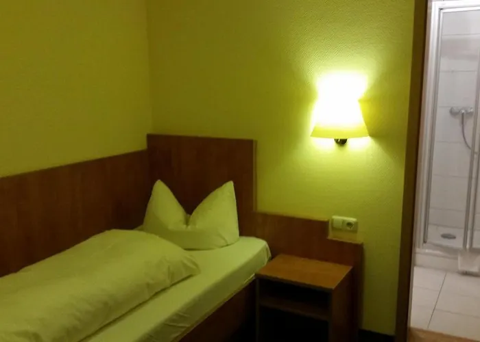 Thueringer Hof Konukevi 2*