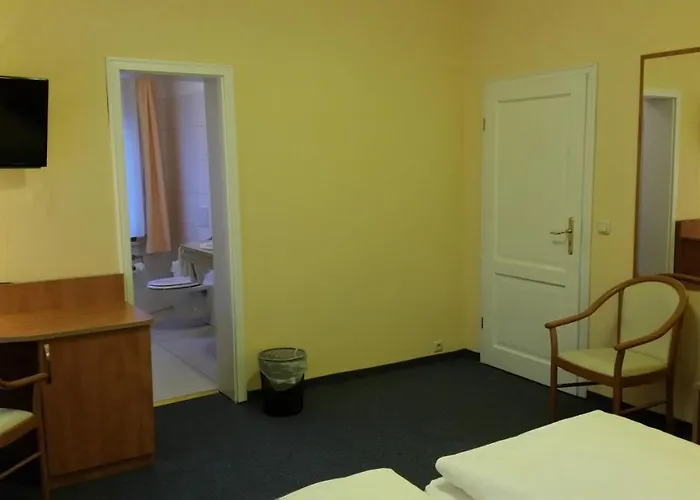 Thueringer Hof Konukevi